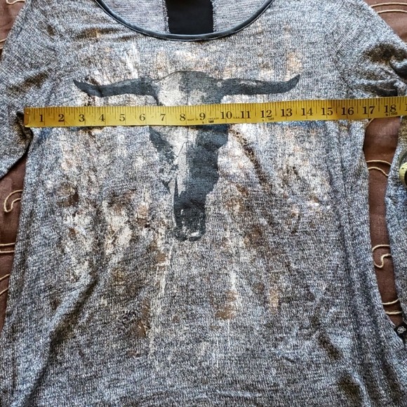 top - Picture 2 of 7